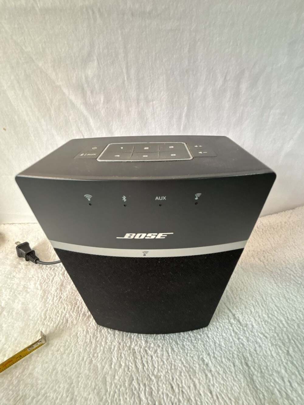 Bose SoundTouch 10 Wireless Music System Model 416776 - Picture 2 of 6